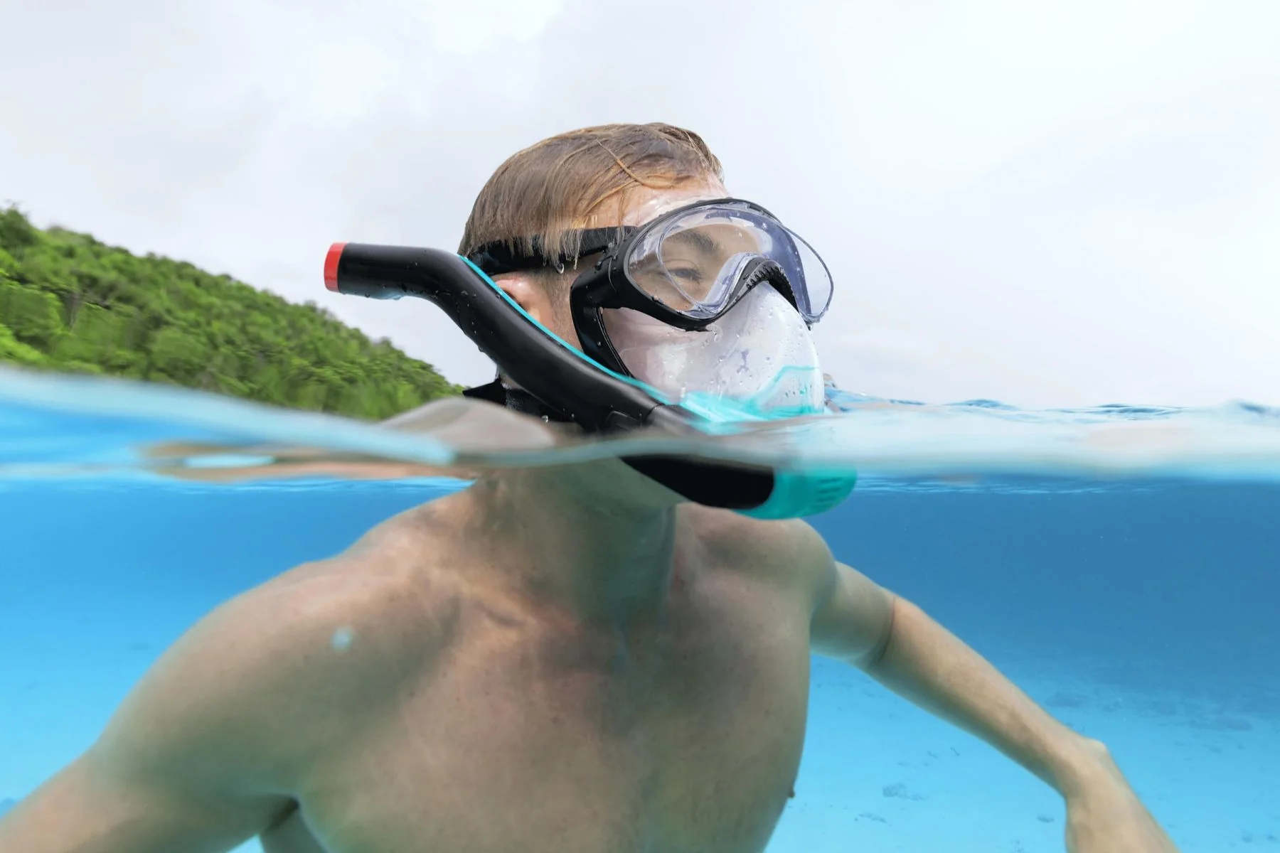 Hydro-Pro SeaClear Flowtech Snorkeling Mask, L/XL 4 Hydro-Pro SeaClear Flowtech Snorkeling Mask, L/XL