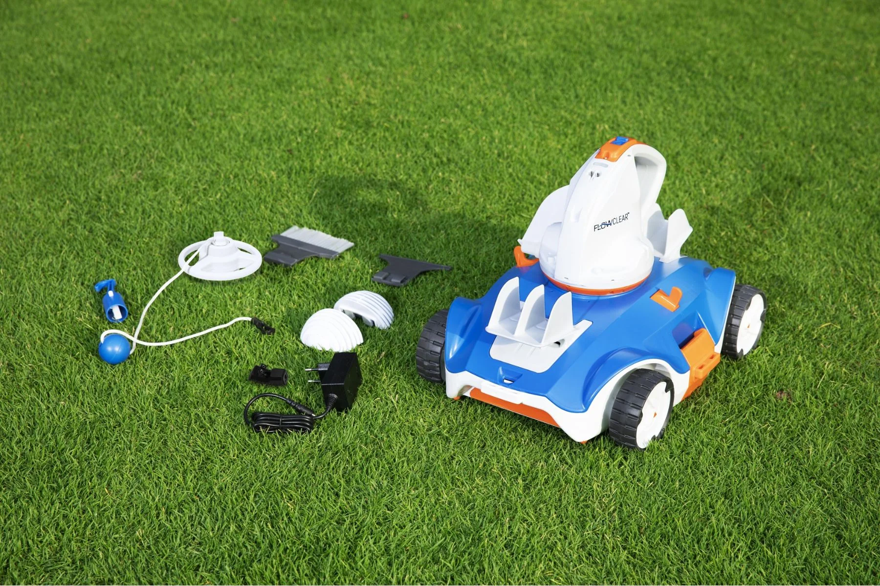 Aquatronix Automatic Pool Cleaning Robot for Swimming Pools 6 Aquatronix Automatic Pool Cleaning Robot for Swimming Pools