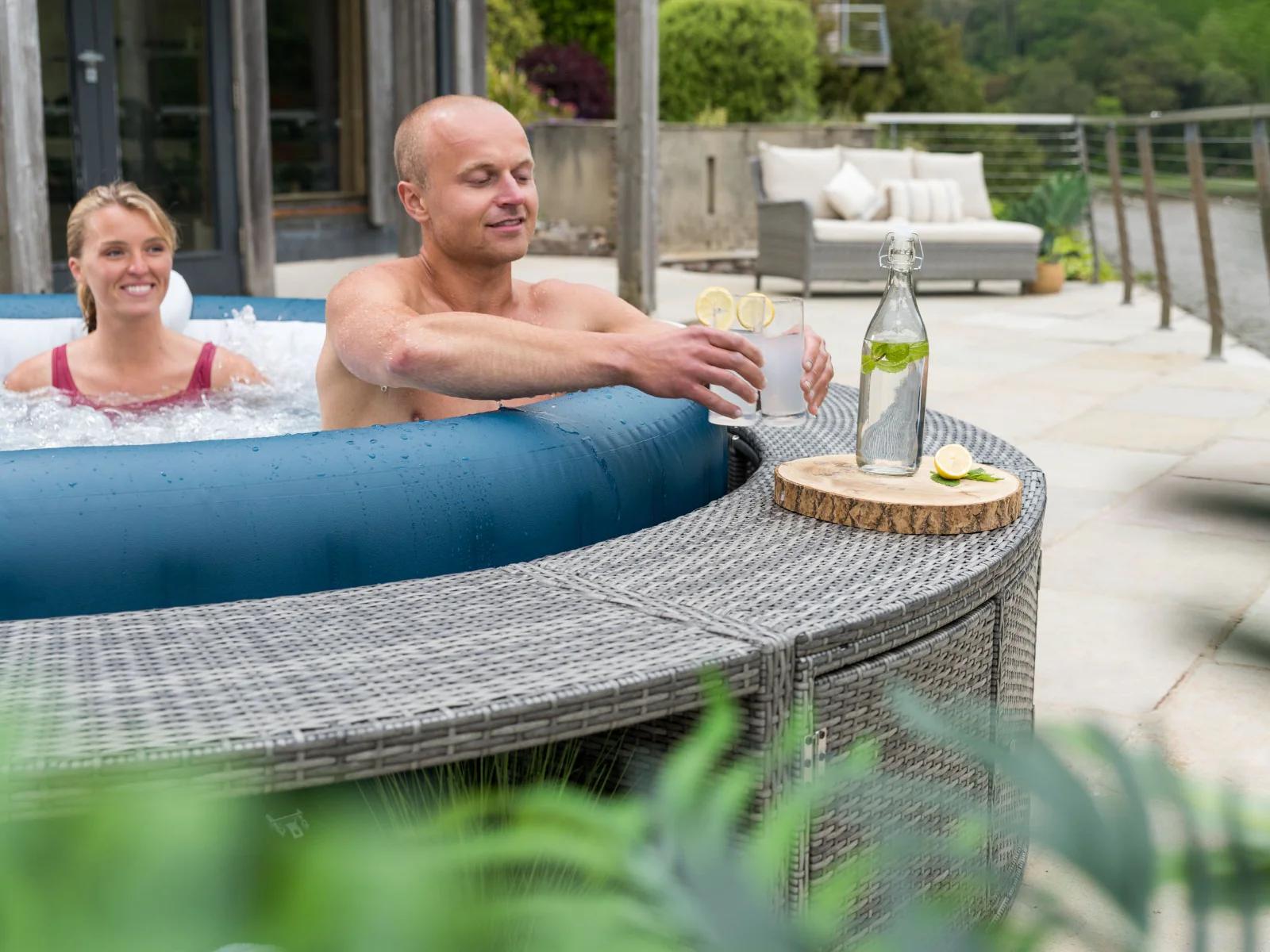 Round Rattan Hot Tub Surround 200cm Grey